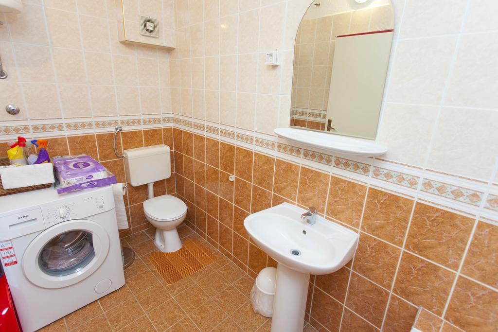 Carolija Apartment Makarska Zimmer foto
