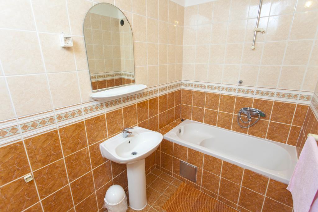 Carolija Apartment Makarska Zimmer foto